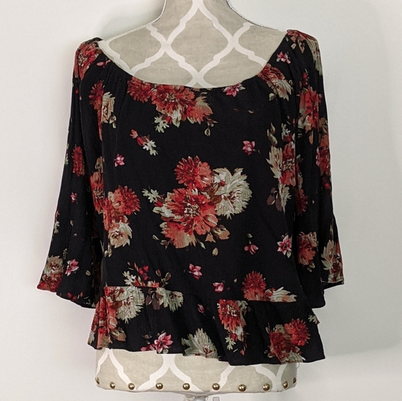 Bajee Collection floral top - Picture 1 of 3